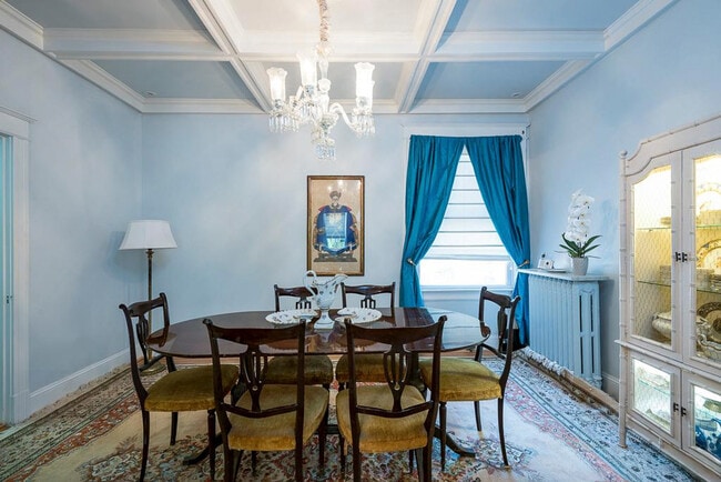 Foto del edificio - 723 5th St NE