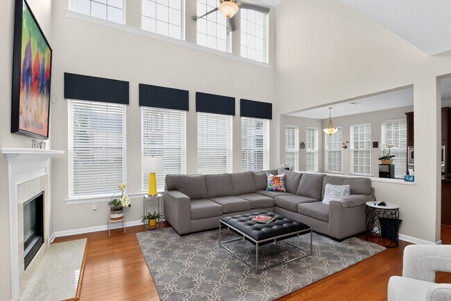 Foto del edificio - Beautiful Four Bedroom Home in the Berewick Subdivision!