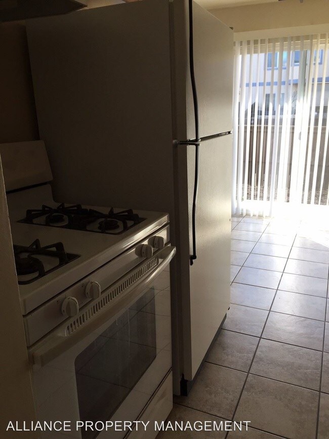 Foto del edificio - 3 br, 1.5 bath House - 794 Simpson Place