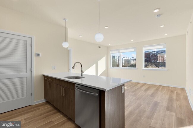 Foto del edificio - 1655 N 5th St