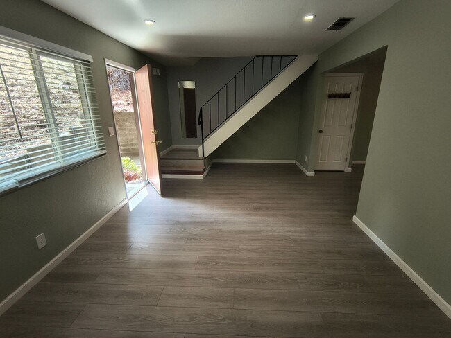 Building Photo - 3265 Marlene Dr