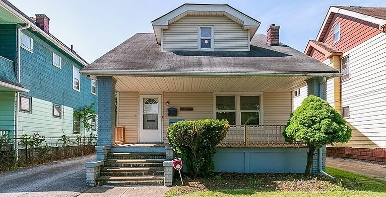 Primary Photo - 12506 Corlett Ave