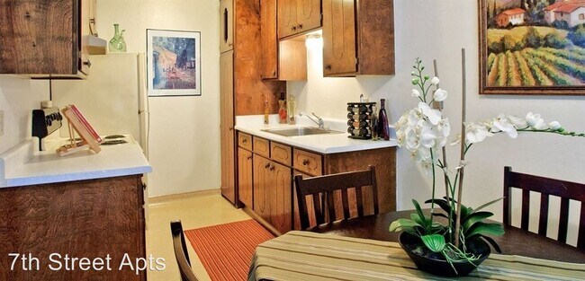 Foto del edificio - 1013-530-321-1043 W 7th St