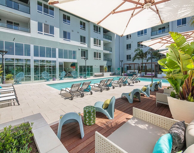 Foto del edificio - Rivair Apartment Homes