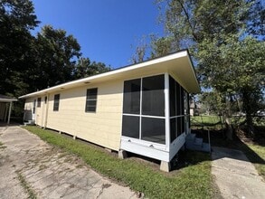 Building Photo - 13363 Sunshine Rd