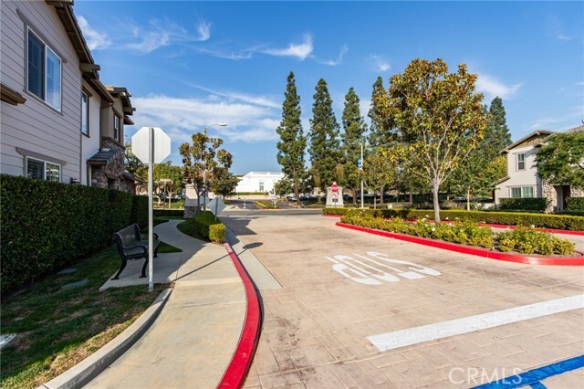 Building Photo - 18067 Burke Ln