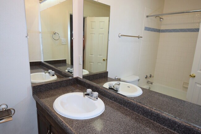 Foto del edificio - Wonderful 3 bed 2 bath home!