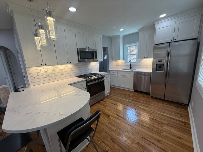 Building Photo - 253 Claflin Blvd