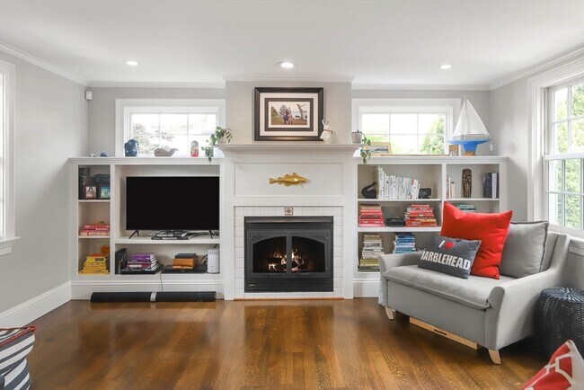 Building Photo - 46 Gregory St