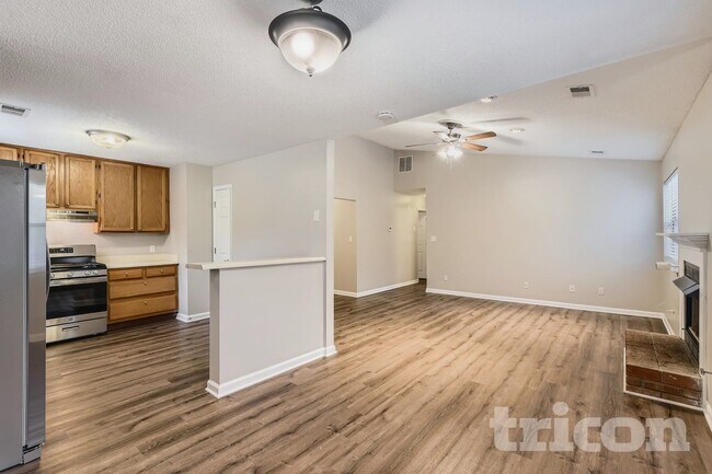 Foto del edificio - 80 Ridgewood Trail