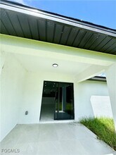 Building Photo - 668 Chemstrand St E