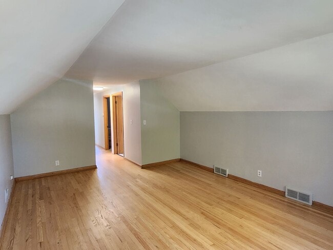 Building Photo - 3959 N 75th St