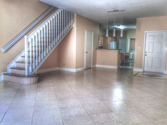 Foto del edificio - 2180 Ensenada Terrace