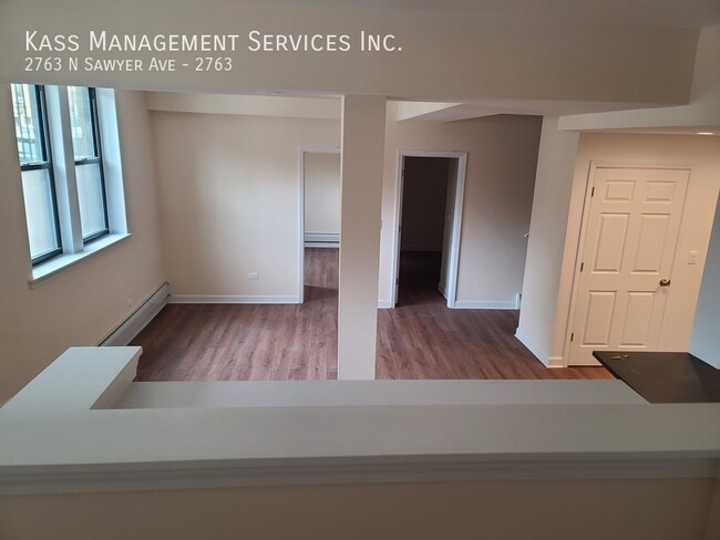 Building Photo - 2763 N Sawyer Ave