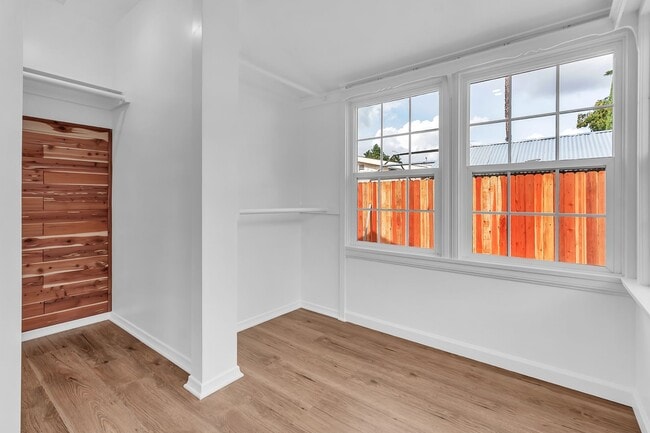 Foto del edificio - 8549 5th St