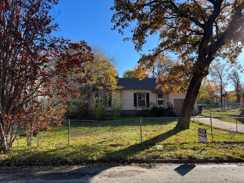 50 Vaughn Dr, Denison, TX 75020 House Rental in Denison, TX