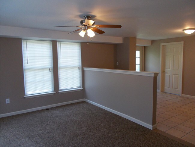 Building Photo - 517 Kern St