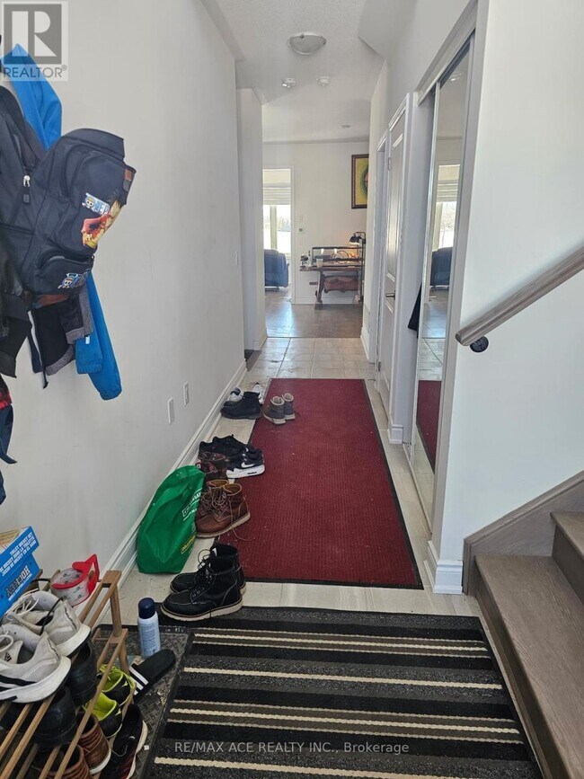 Building Photo - 37 Union Blvd