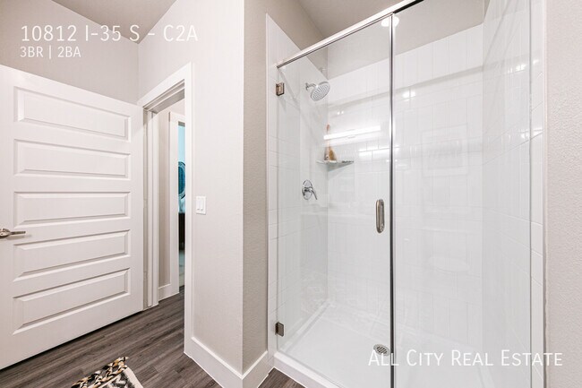 Building Photo - 10812 I-35