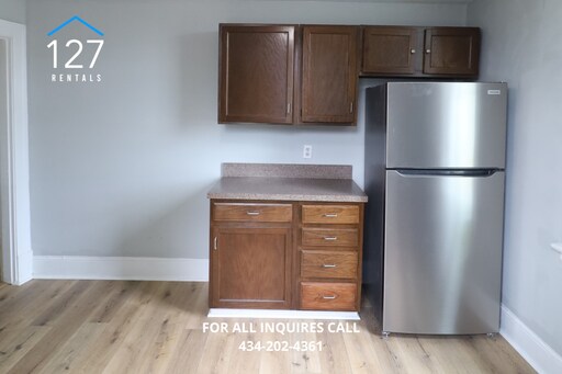 Foto del edificio - Spacious 2 Bed 1 Bath Unit in Lynchburg