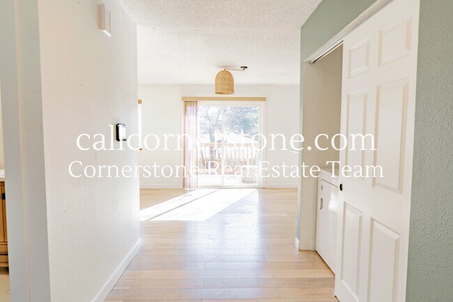 Building Photo - 419 S Chelton Rd