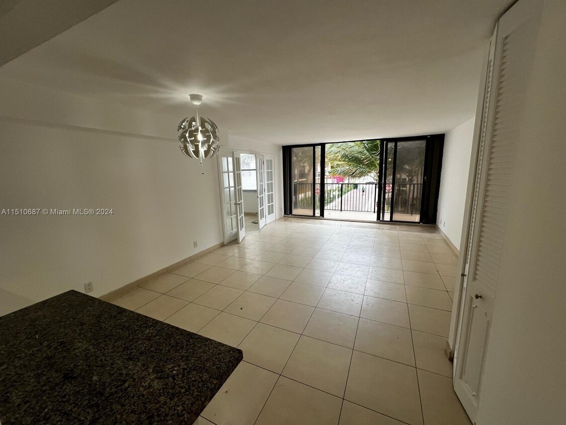 2201 S Ocean Dr Unit 204, Hollywood, FL 33019 Condo for Rent in