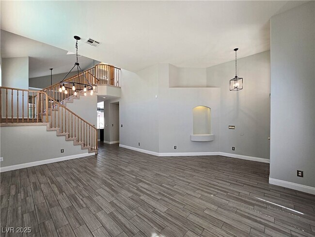 Building Photo - 53 Desert Dawn Ln