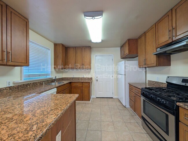 Foto del edificio - 500 Warden Ave