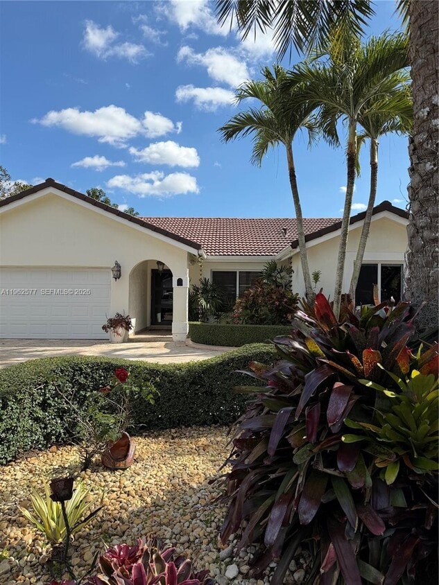 Building Photo - 15326 SW 54th Terrace