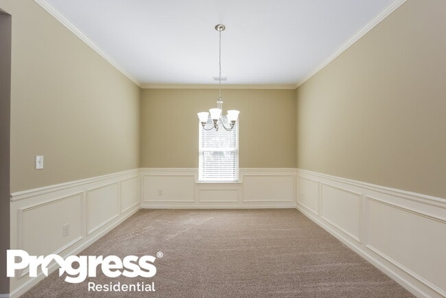 Building Photo - 296 Camellia Way