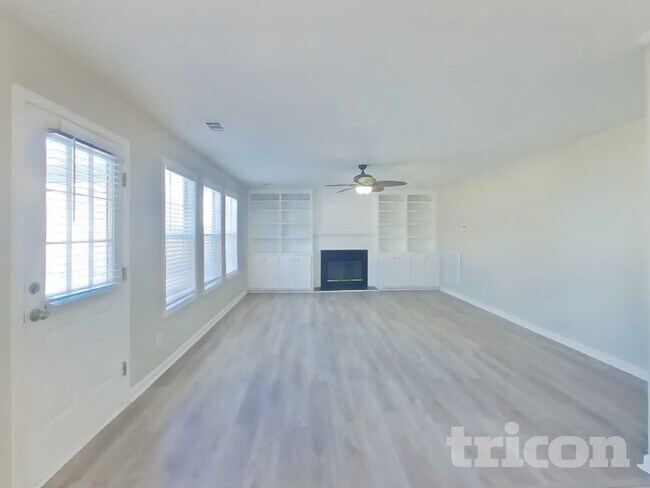 Foto del edificio - 1177 Adah Ct