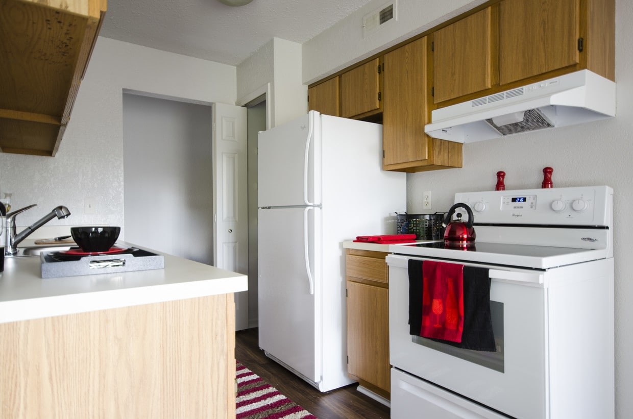 Merriman Woods Apartment Rentals Livonia, MI