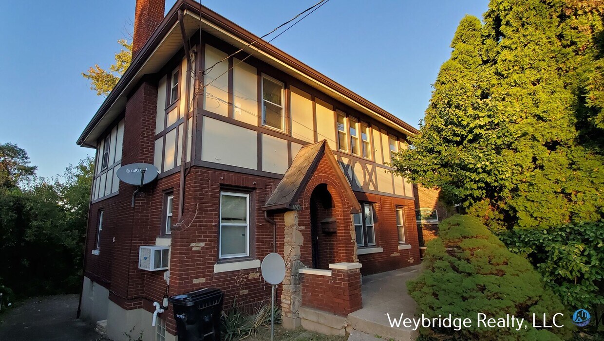 Primary Photo - 2106 Harrison Ave