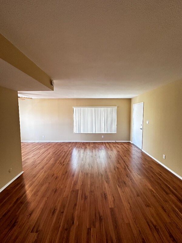 Building Photo - 338 S Arroyo Dr