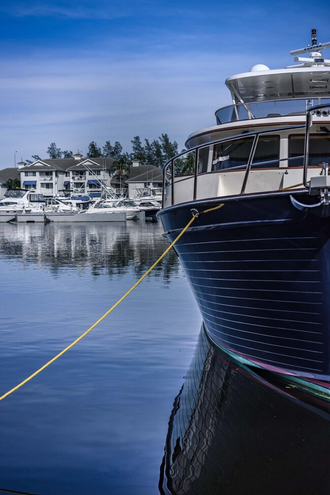 Building Photo - The Falls at Marina Bay