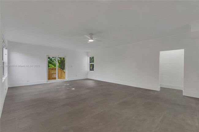 Foto del edificio - 13415 NW 22nd Ave