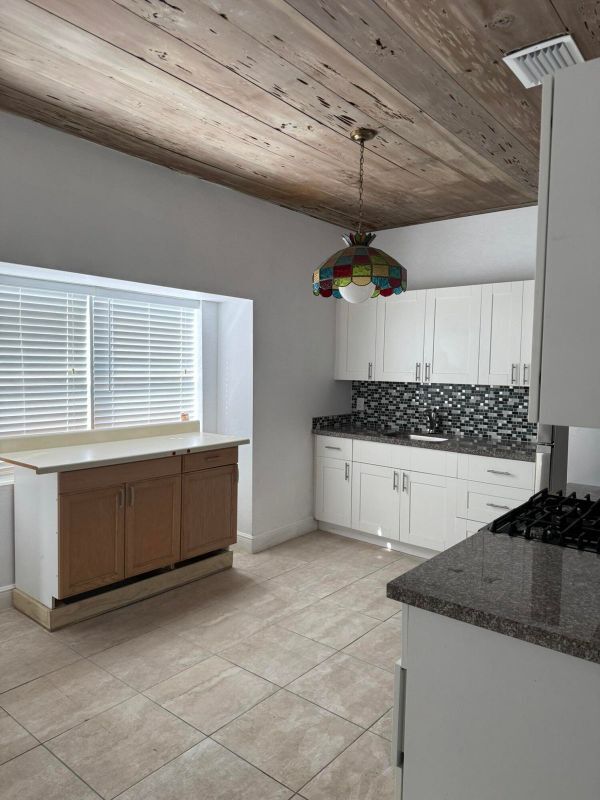 Foto del edificio - 1131 S N St