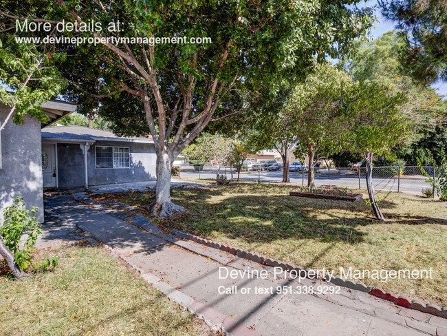 Building Photo - 605 N Pepper Ave