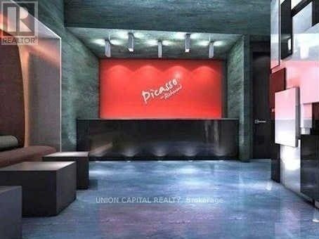 Photo du bâtiment - 318 Richmond St W