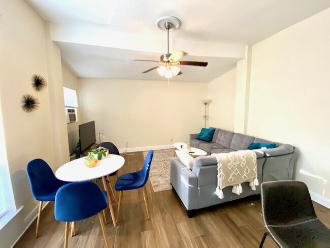 Foto del edificio - 7407 Freret Street