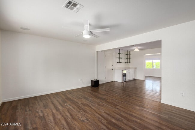 Foto del edificio - 3528 E Cortez St