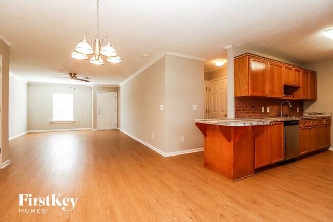 Building Photo - 313 Cohen Cir