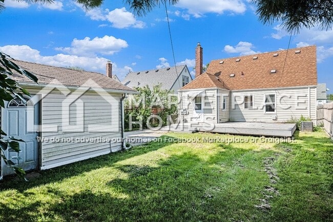 Building Photo - 24850 Wilmot Ave