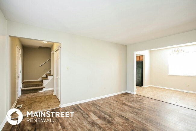 Building Photo - 10307 Kiowa Dr