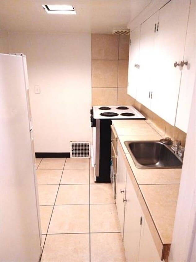 Foto principal - 785 28th St