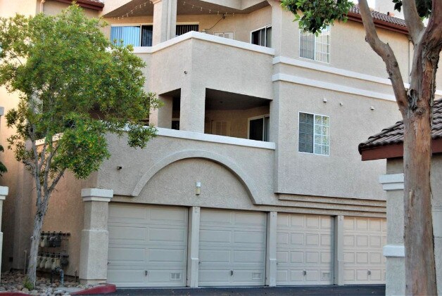 front - 11385 Affinity Ct
