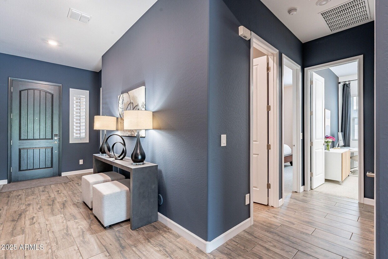 Foto principal - 21508 E Misty Ln