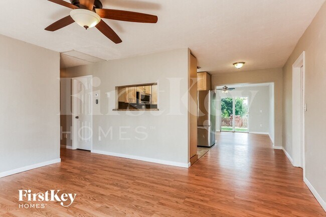 Foto del edificio - 4310 SW 24th St