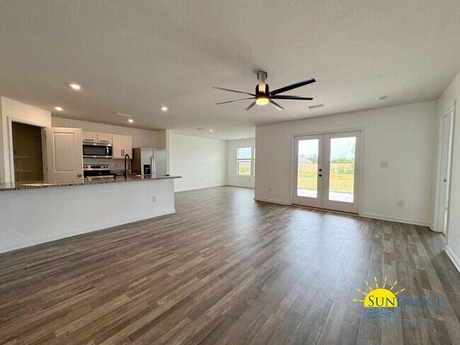 Foto del edificio - 2022 New Construction home in the Sawmill ...
