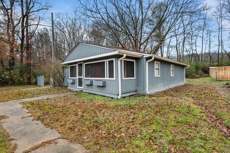 Primary Photo - 8430 Dunnavant Rd